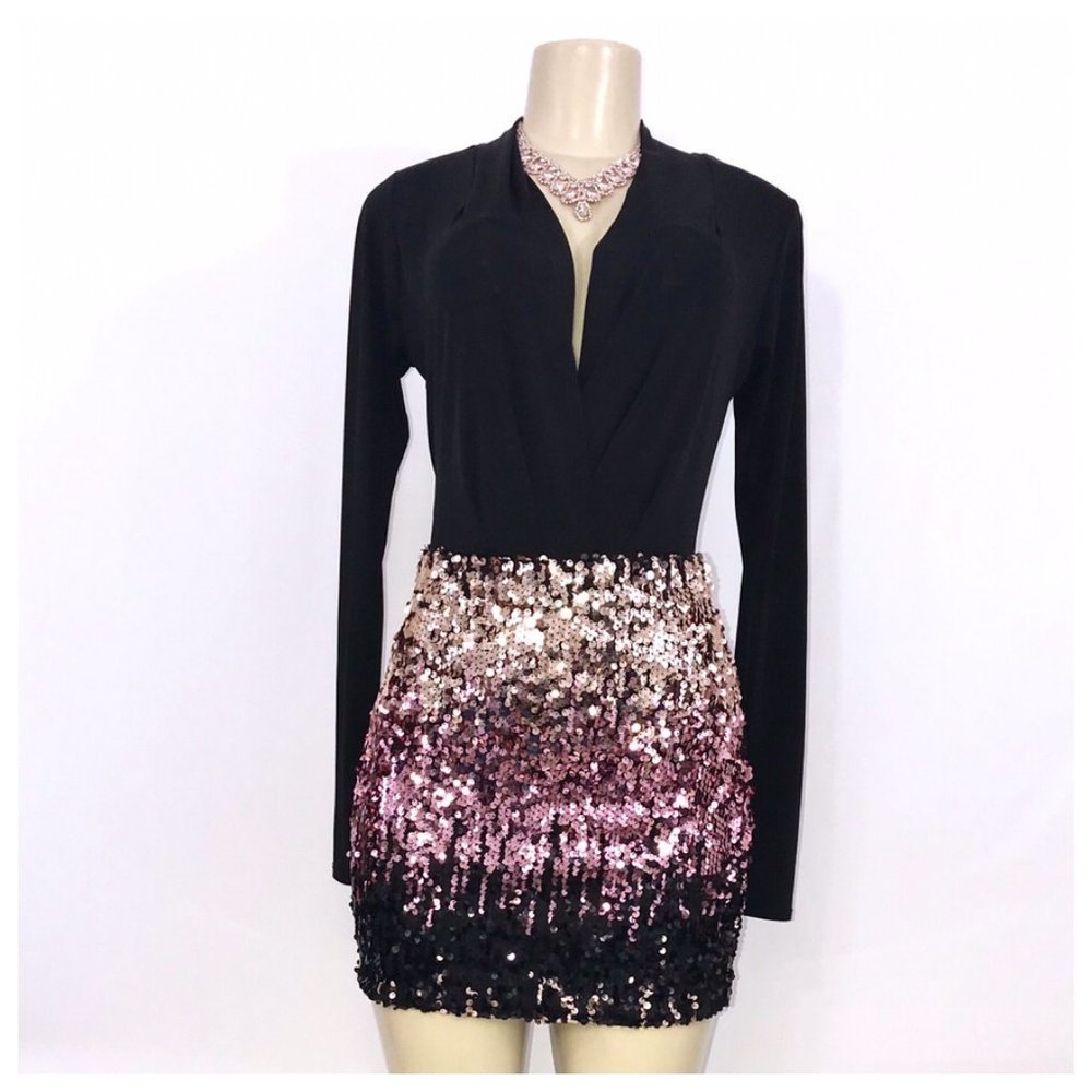 Forever 21 Black, Gold & Pink Sequin Mini Junior Small